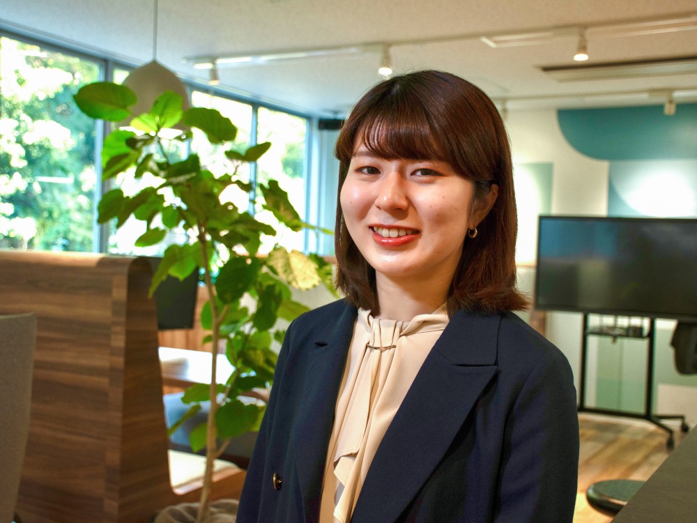 エフエム・ソリューションプロジェクトマネジメント部田辺 絵莉香（2020年入社）