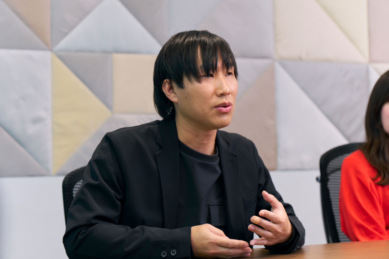 「よい製品や空間をつくっても、そのよさを人に伝えなければ、“ないもの”と同じになってしまう」（深野）