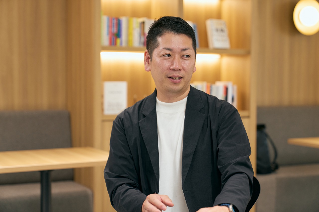 人財採用課 課長 岸部 重伸