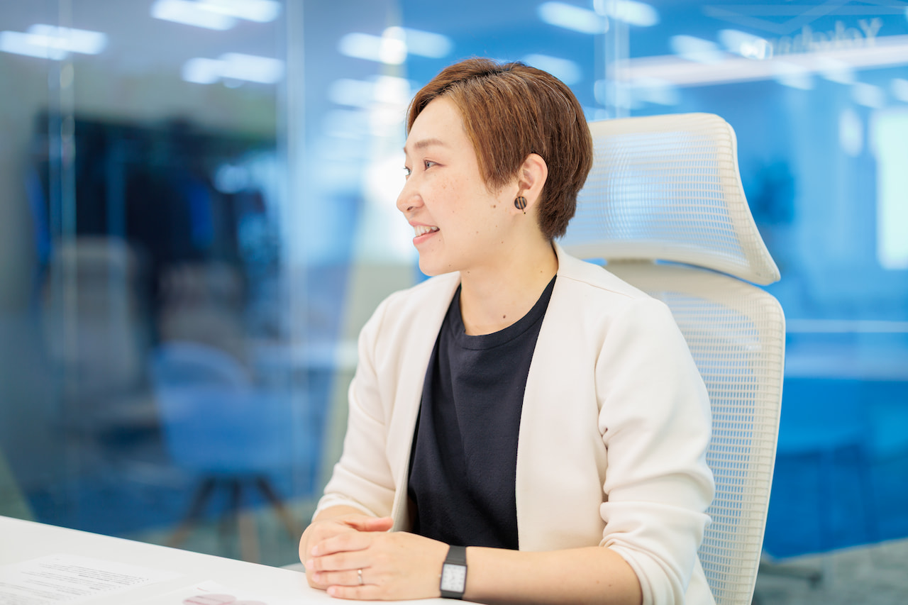 「生徒たちの素直な反応や質問に触れ、オカムラへの誇りや愛着を実感する従業員も多い」（遊佐）