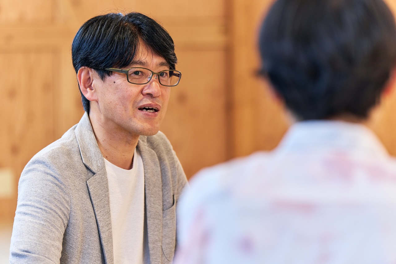 「施設で過去の発表を“見える化”すれば、企業間の情報共有につながる」（河東さん）