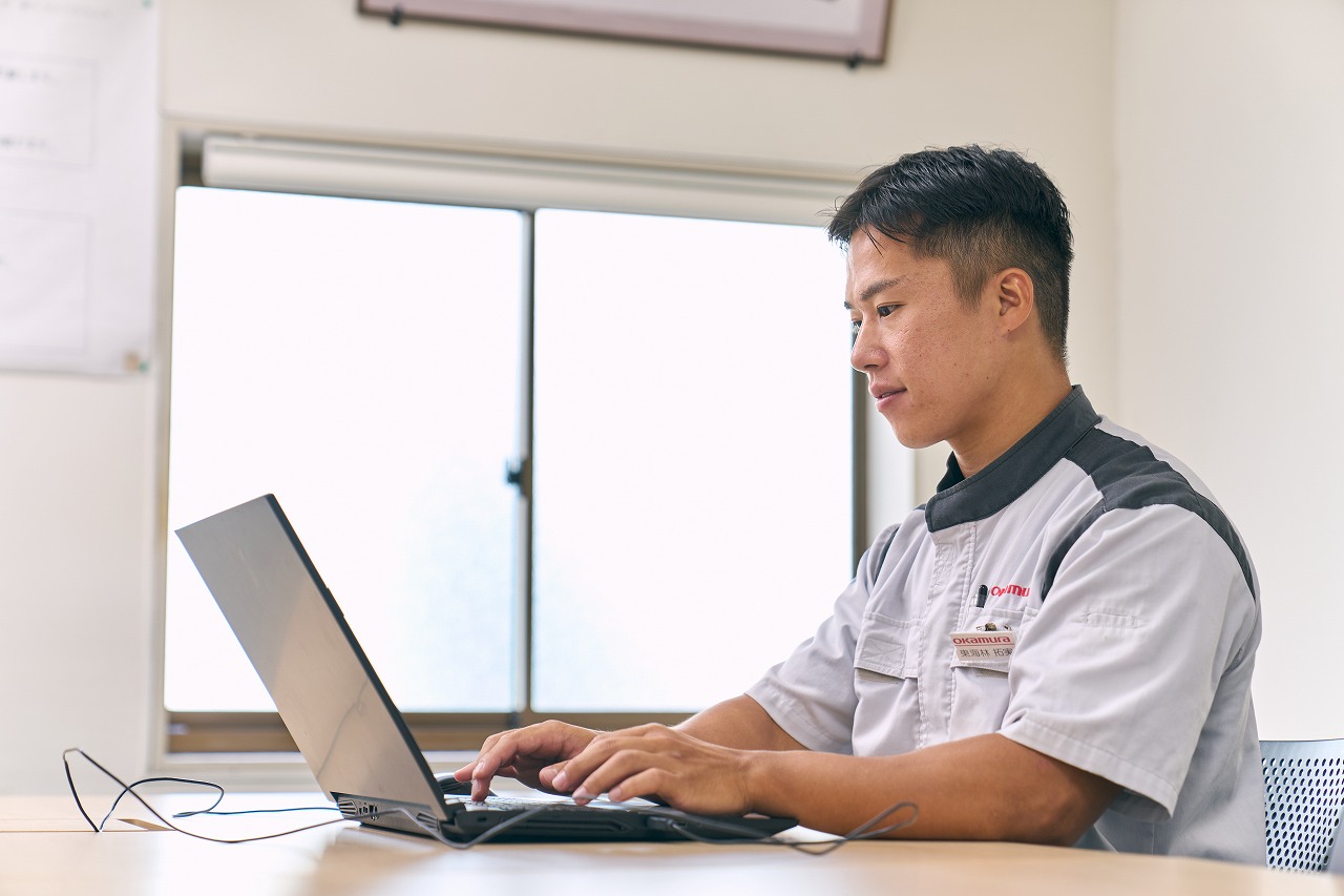 「外注先の不具合が発生した場合は、一緒に再発防止の仕組みを考えることも」（東海林）