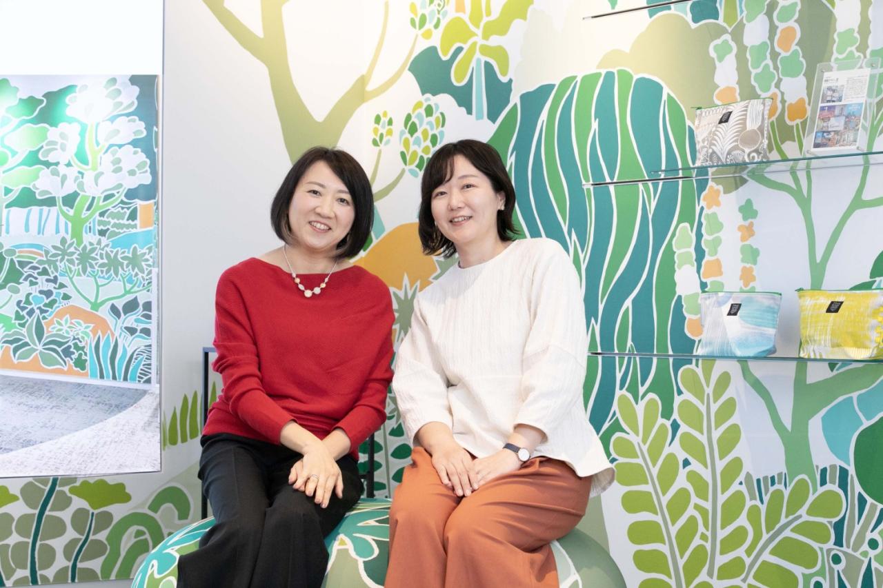 同じく10階に設けられたカラフルな情報発信スペースで