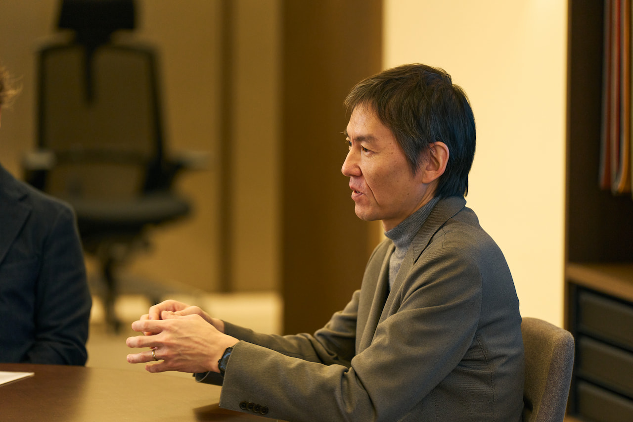 「オカムラチェアマスターは、我々も気づいていないことを見つけてほしい」（小田さん）